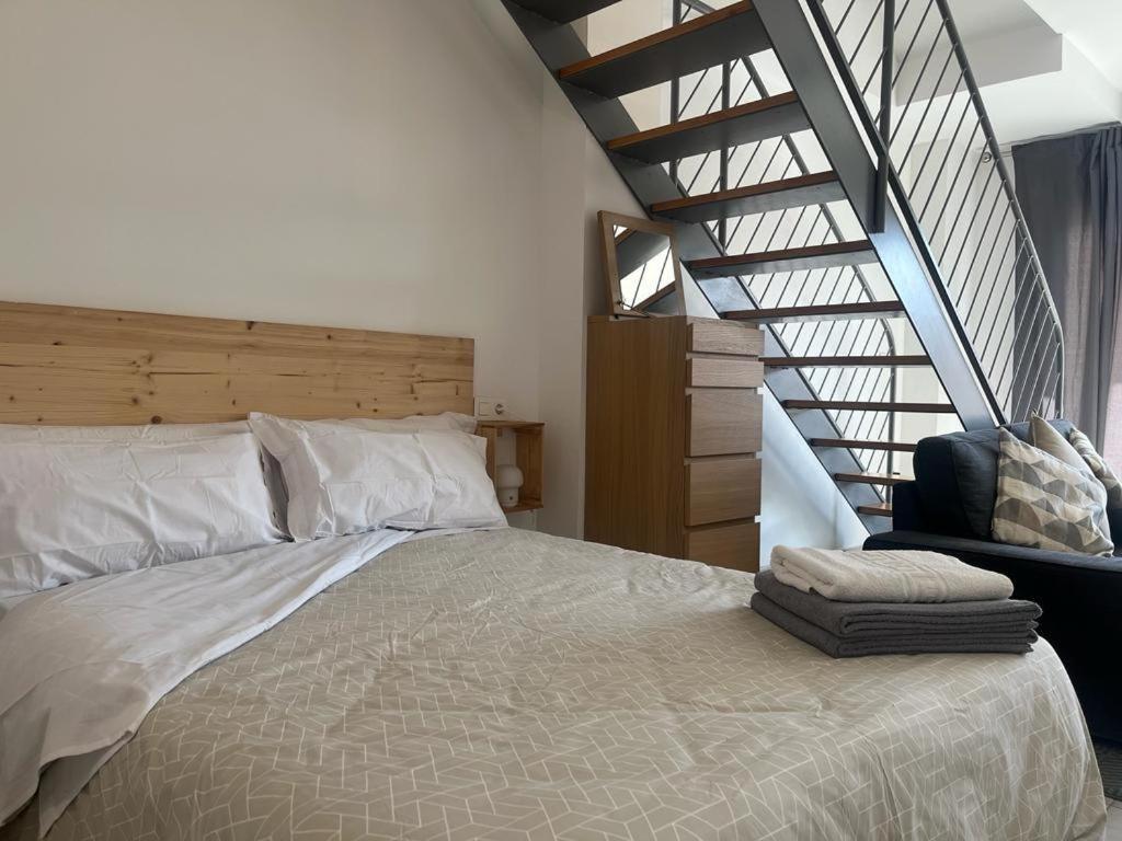 Love Rent4 Malaga Loft Exterior photo