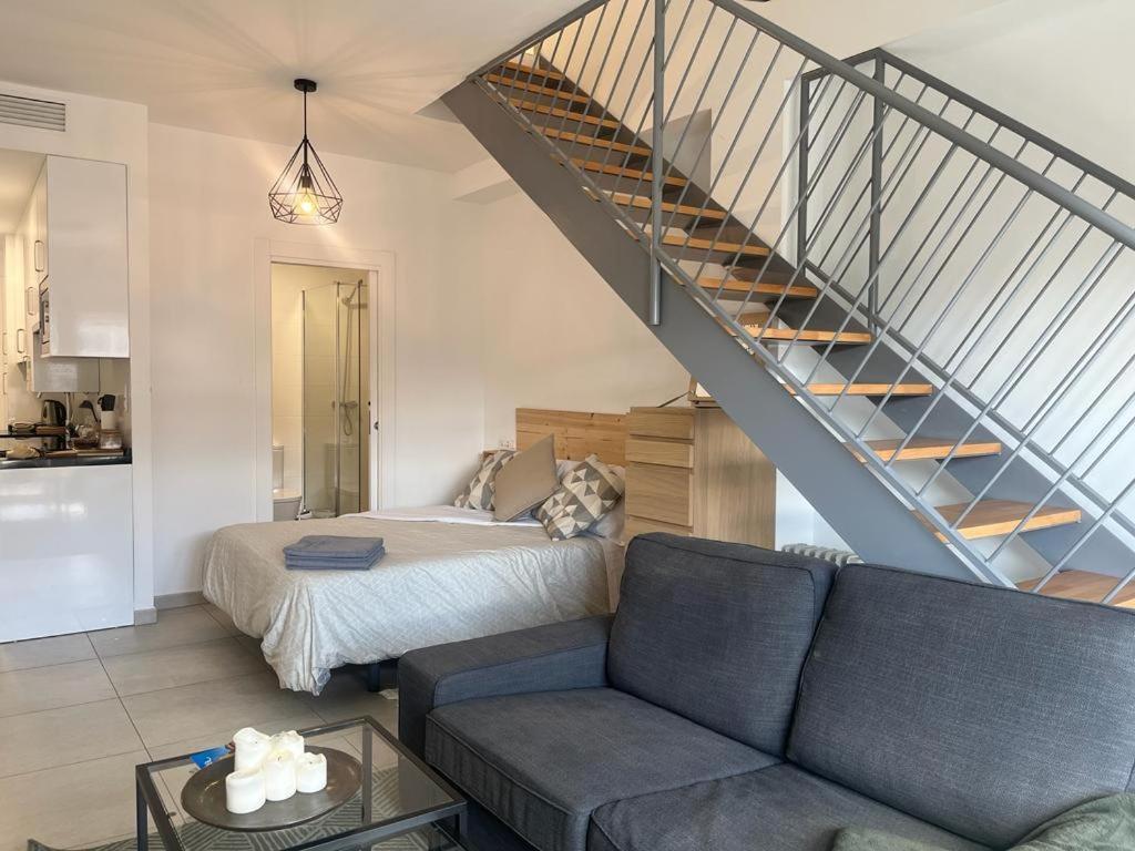 Love Rent4 Malaga Loft Exterior photo